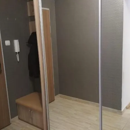 Apartament Przy Debowym Skwerze